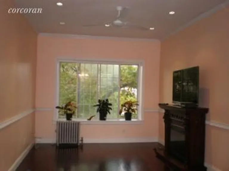 New York City Real Estate | View 799 Maple Street, 3 | room 4 | View 5