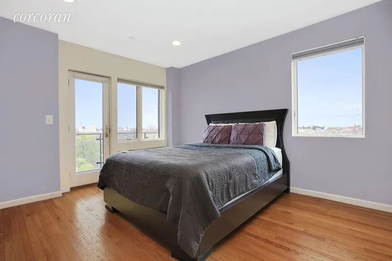 New York City Real Estate | View 702 Ocean Parkway, 8B | room 1 | View 2