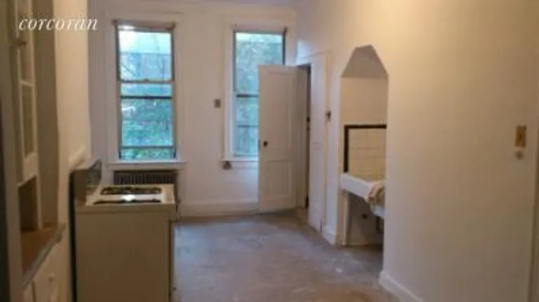 New York City Real Estate | View 142 North 11th Street, 6 | 1 Bed, 1 Bath | View 1