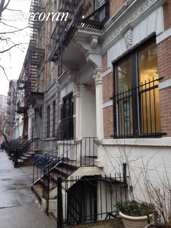 New York City Real Estate | View 252 East 7th Street, 1 | room 4 | View 5