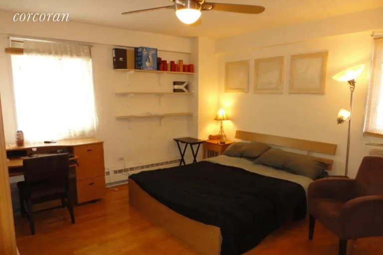 New York City Real Estate | View 122 Ashland Place, 10J | Large Bedroom with 2 windows 2 closets | View 6