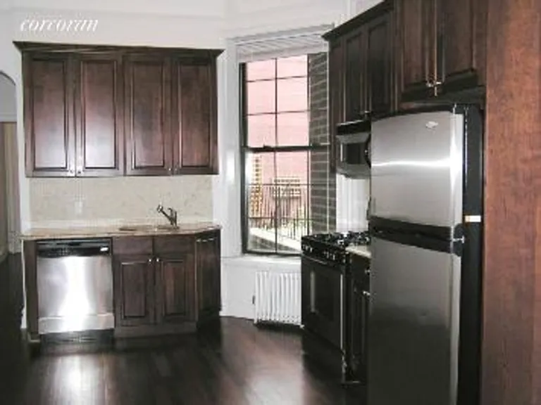 New York City Real Estate | View 155 East 85th Street, 3 | room 2 | View 3