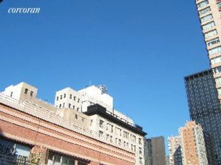 New York City Real Estate | View 393 West 49th Street, 5II | room 3 | View 4