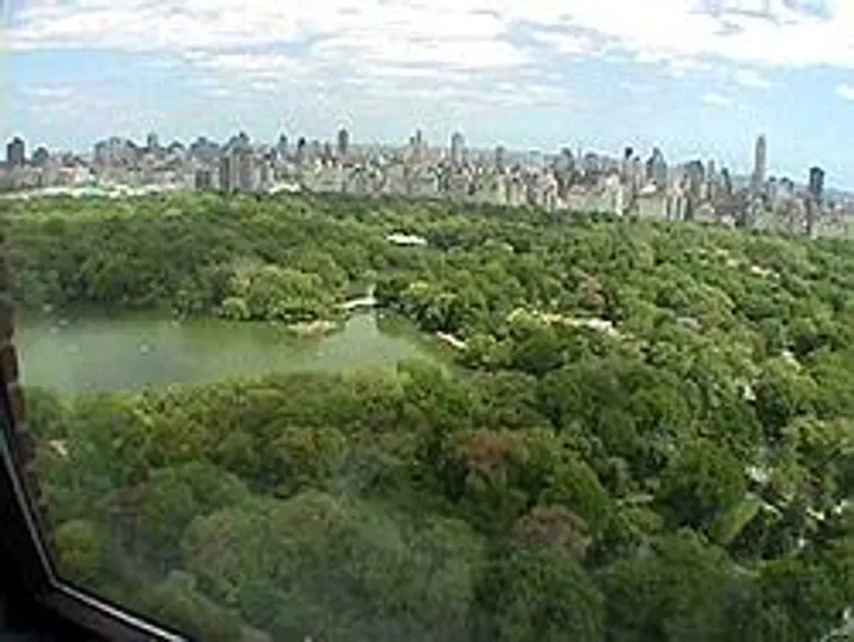 New York City Real Estate | View 115 Central Park West, 30E | 2 Beds, 2 Baths | View 1