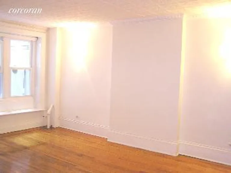 New York City Real Estate | View 20 West 68th Street, 1B | room 2 | View 3