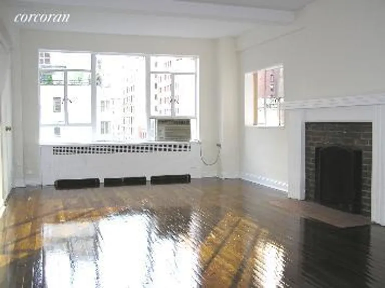 New York City Real Estate | View 240 Central Park South, 9O | room 1 | View 2