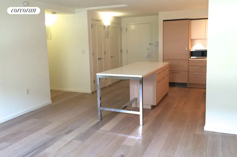 New York City Real Estate | View 101 West 87th Street, 207 | Beautiful hardwood floors | View 4