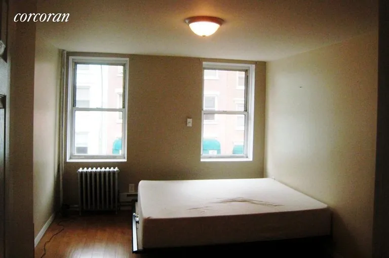 New York City Real Estate | View 120 Mulberry Street, 4 | Spacious bedroom facing west over Mulberry. | View 3