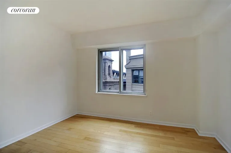 New York City Real Estate | View 133 Water Street, 11D | Bedroom with S & W exposures and 2 closets | View 5