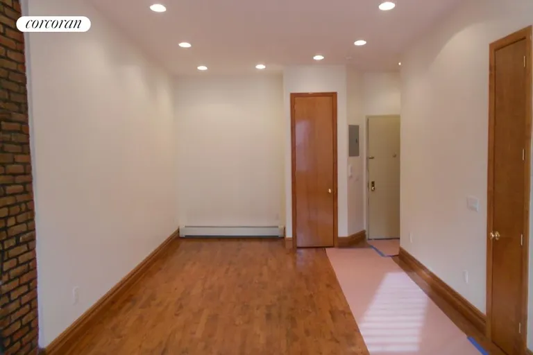 New York City Real Estate | View 202 5th Avenue, 2F | room 1 | View 2