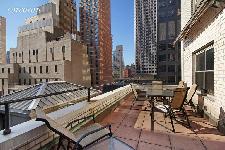 New York City Real Estate | View 209 East 56th Street, 11N | room 3 | View 4