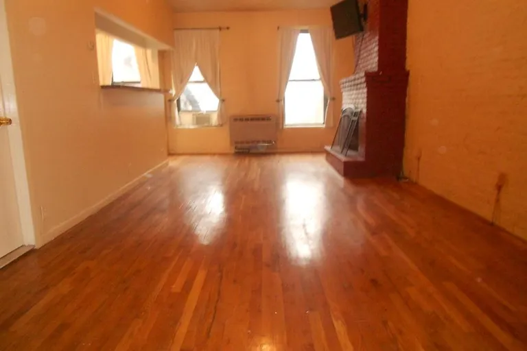 New York City Real Estate | View 180 5th Avenue, 3F | room 1 | View 2