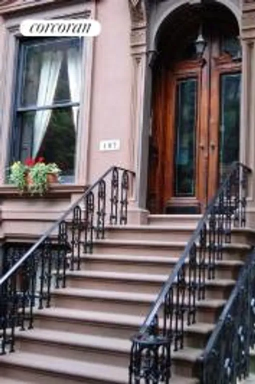 New York City Real Estate | View 107 Willow Place, 3 | room 1 | View 2