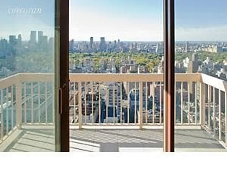 New York City Real Estate | View 200 East 69th Street, 44A | room 2 | View 3