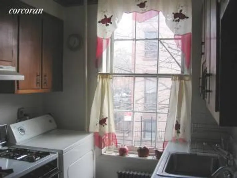 New York City Real Estate | View 190 Dean Street | room 2 | View 3