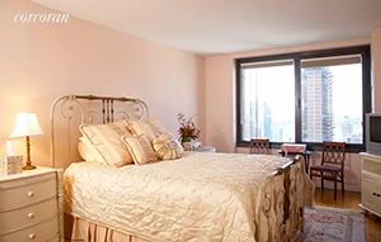 New York City Real Estate | View 44 West 62nd Street, 27A | room 1 | View 2