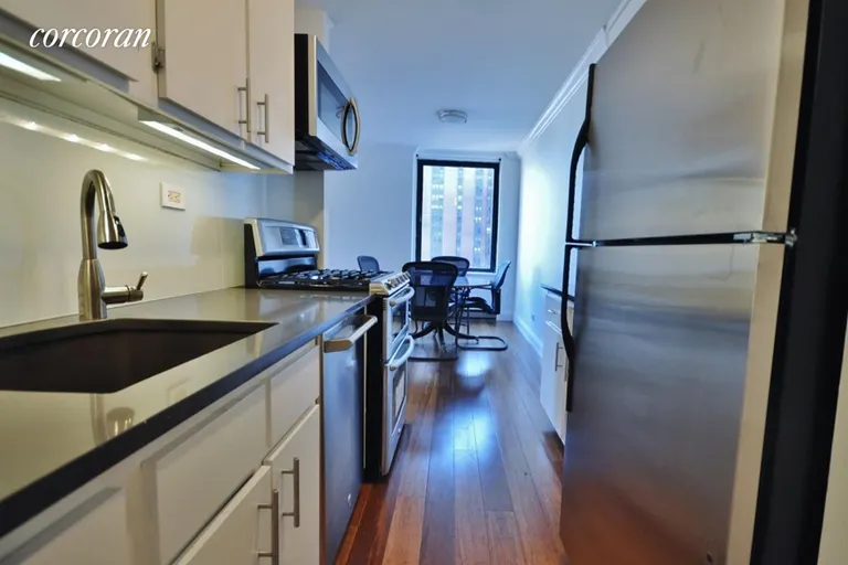 New York City Real Estate | View 1623 Third Avenue, 21F | room 2 | View 3