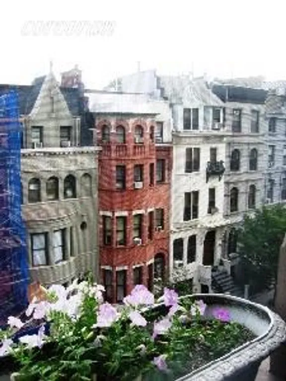 New York City Real Estate | View 134 West 81st Street, 4F | room 1 | View 2