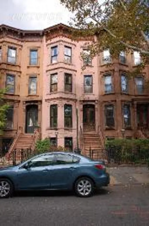 New York City Real Estate | View 275 Macdonough Street, 3 | 2 Beds, 1 Bath | View 1