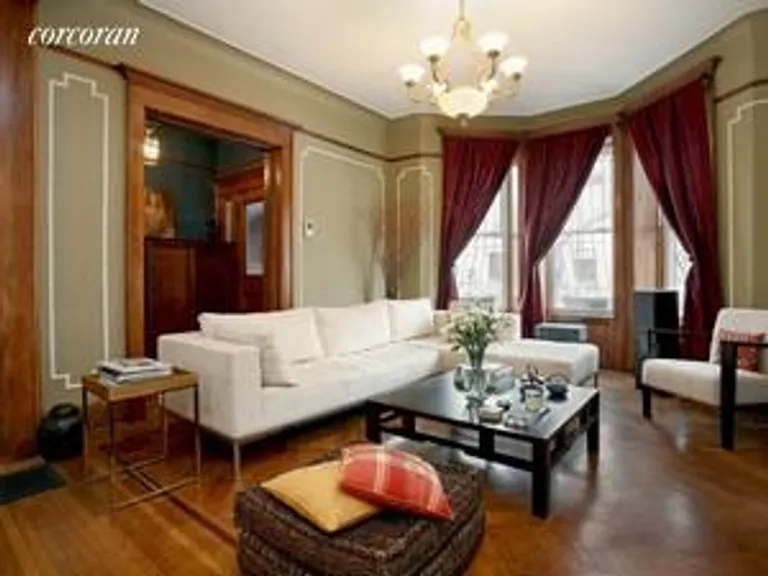 New York City Real Estate | View 206 Maple Street | 3 Beds, 3 Baths | View 1