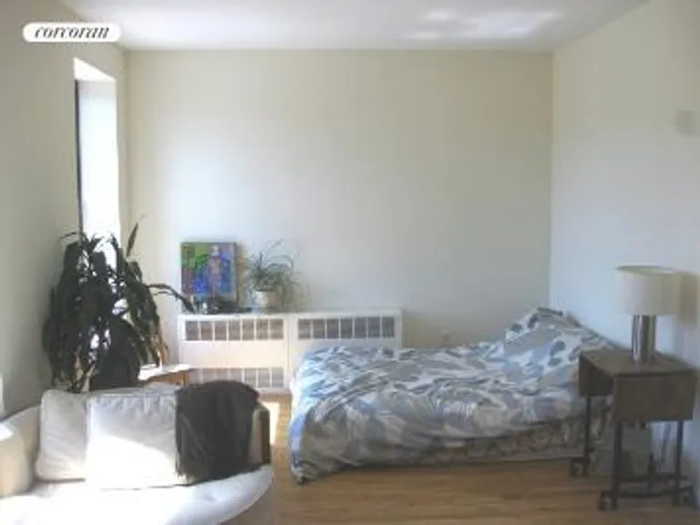 New York City Real Estate | View 191 Putnam Avenue, 2 | room 3 | View 4