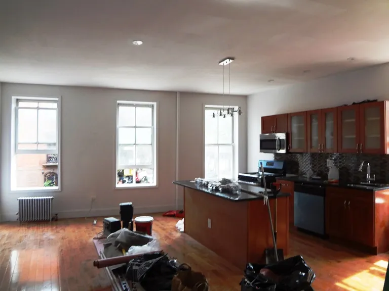 New York City Real Estate | View 271 Adelphi Avenue, 1 | 3 Beds, 1 Bath | View 1