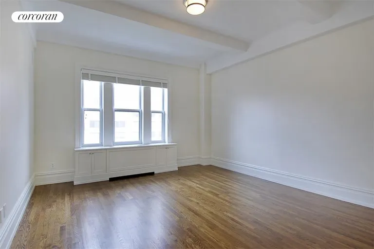 New York City Real Estate | View 215 West 88th Street, 8H | Expansive master bedroom with wall of closets | View 5