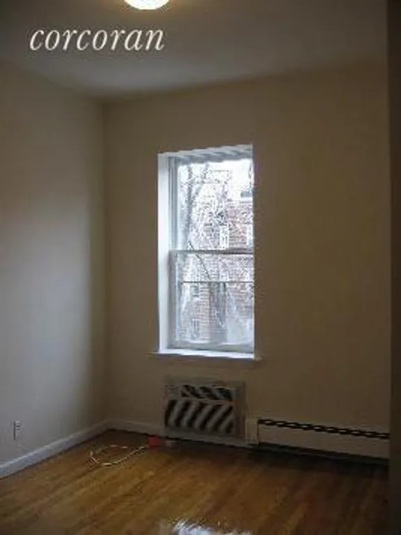New York City Real Estate | View 228 Henry Street, 5 | Smaller bedroom | View 3
