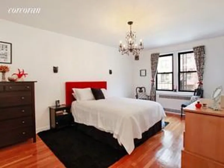 New York City Real Estate | View 221 East 18th Street, 2K | room 2 | View 3