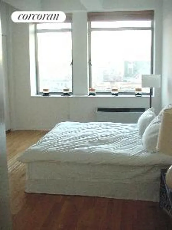 New York City Real Estate | View 252 Seventh Avenue, 10Q | room 4 | View 5