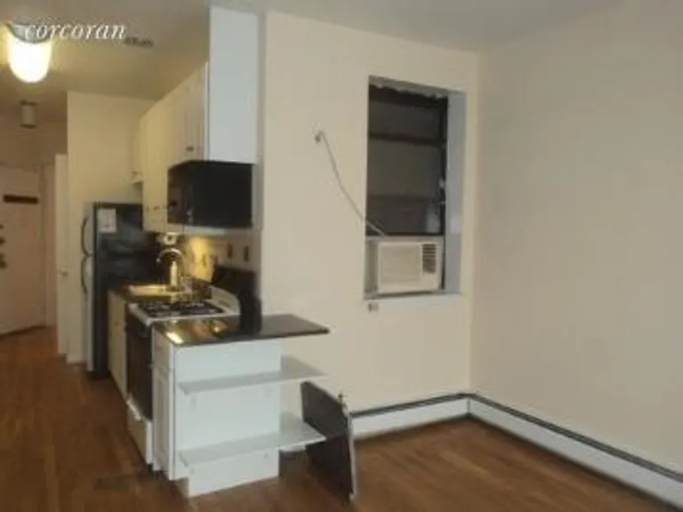 New York City Real Estate | View 442 Amsterdam Avenue, 4A | room 2 | View 3