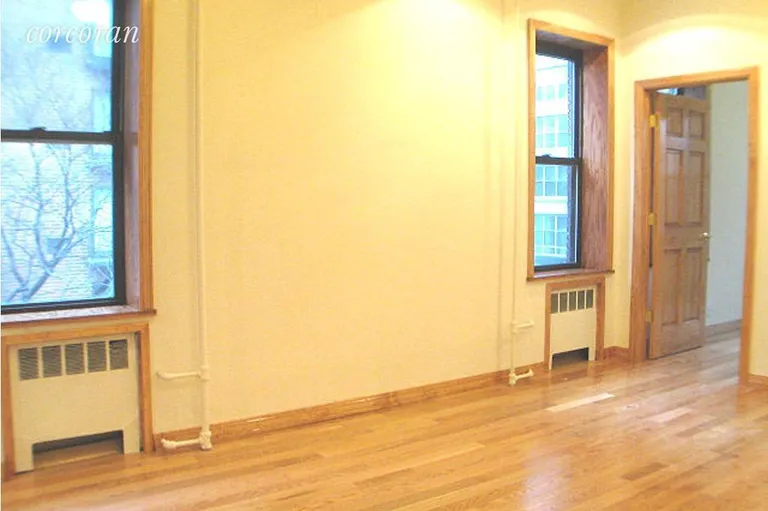 New York City Real Estate | View 172 East 89th Street, 4B | room 1 | View 2