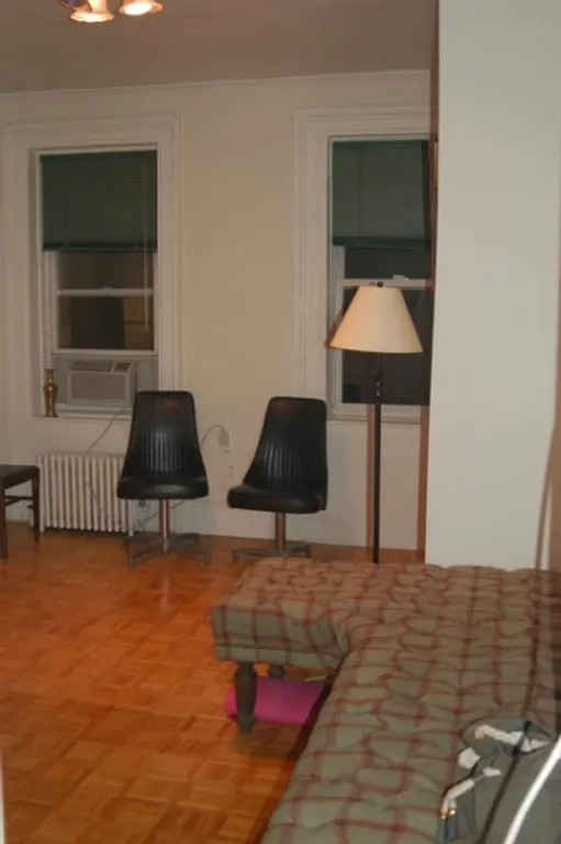 New York City Real Estate | View 180 Prince Street, 20 | room 1 | View 2