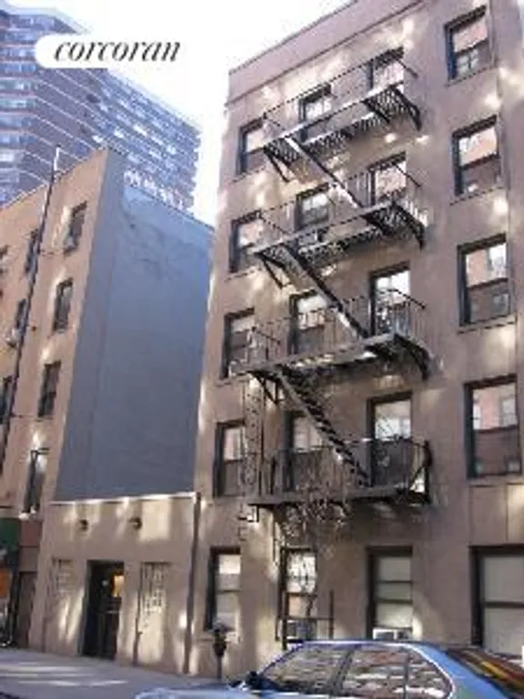 New York City Real Estate | View 240 East 24th Street, 2C | room 8 | View 9