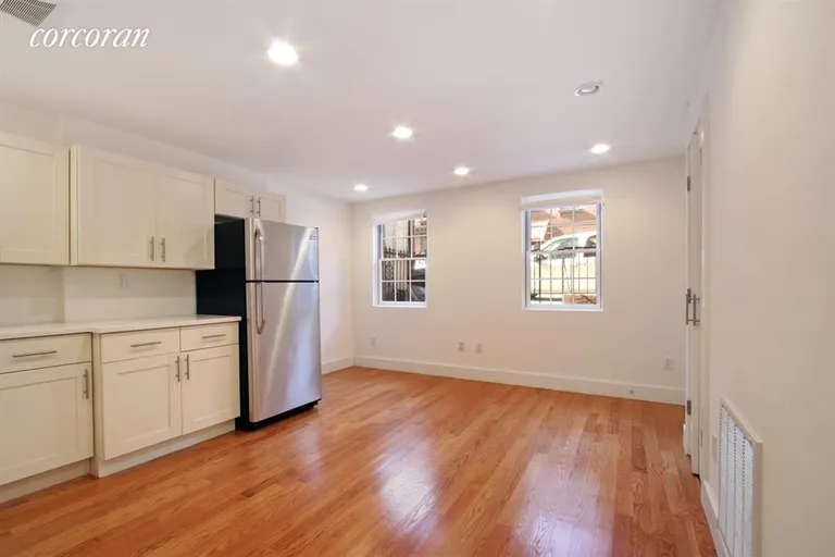 New York City Real Estate | View 257 Hoyt Street, 1 | 2 Beds, 1 Bath | View 1