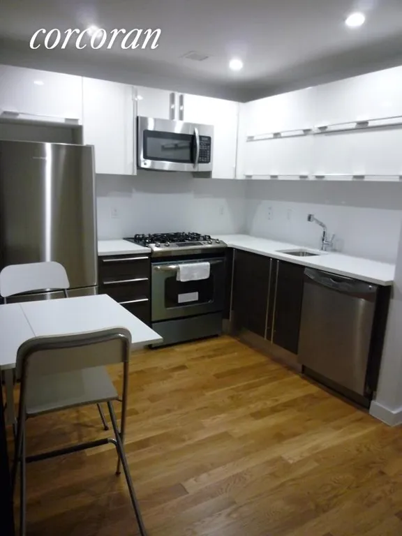 New York City Real Estate | View 35-40 30th Street, 4D | 1 Bath | View 1