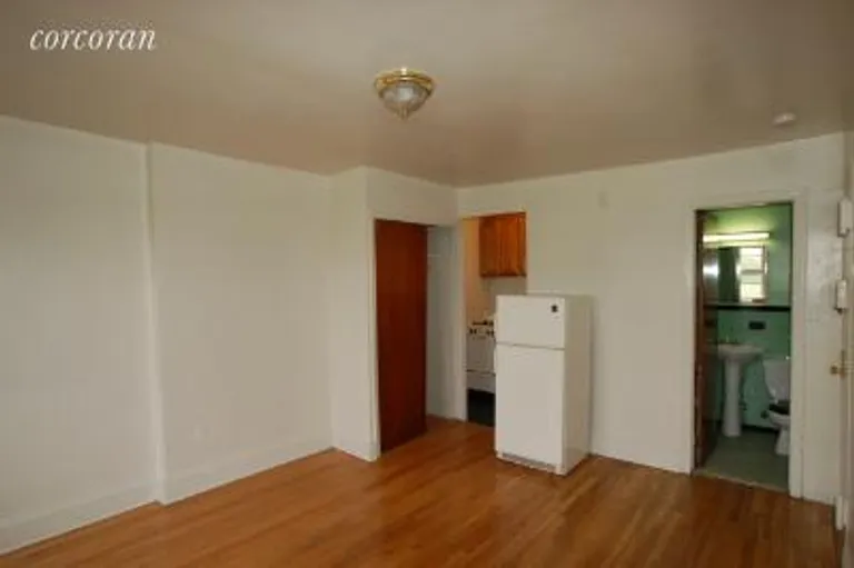 New York City Real Estate | View 154 Macon Street | room 1 | View 2