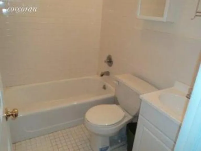 New York City Real Estate | View 221 Berkeley Place, 4R | room 3 | View 4