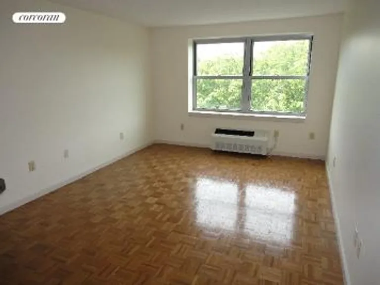 New York City Real Estate | View 218 Myrtle Avenue, 7C | room 2 | View 3