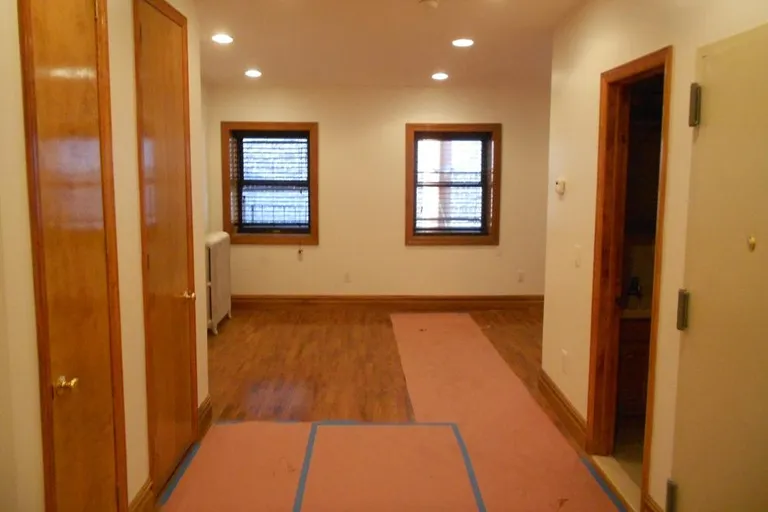 New York City Real Estate | View 202 5th Avenue, 3R | room 2 | View 3