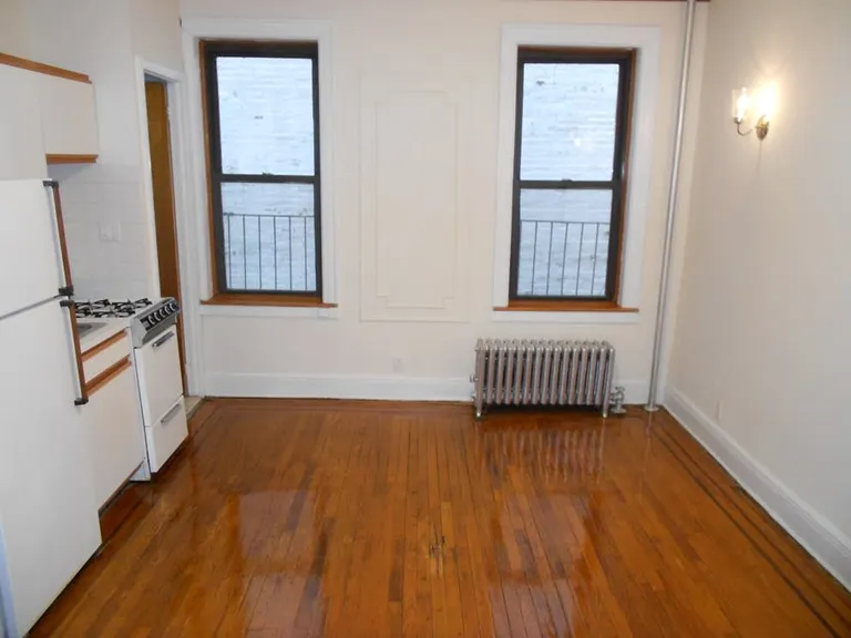 New York City Real Estate | View 558 11th Street, 2D | 1 Bed, 1 Bath | View 1