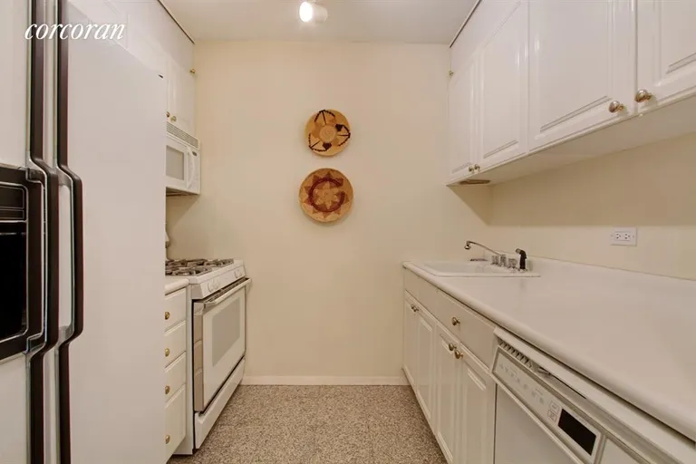 New York City Real Estate | View 170 East 87th Street, W15F | Beautifully maintained kitchen | View 2