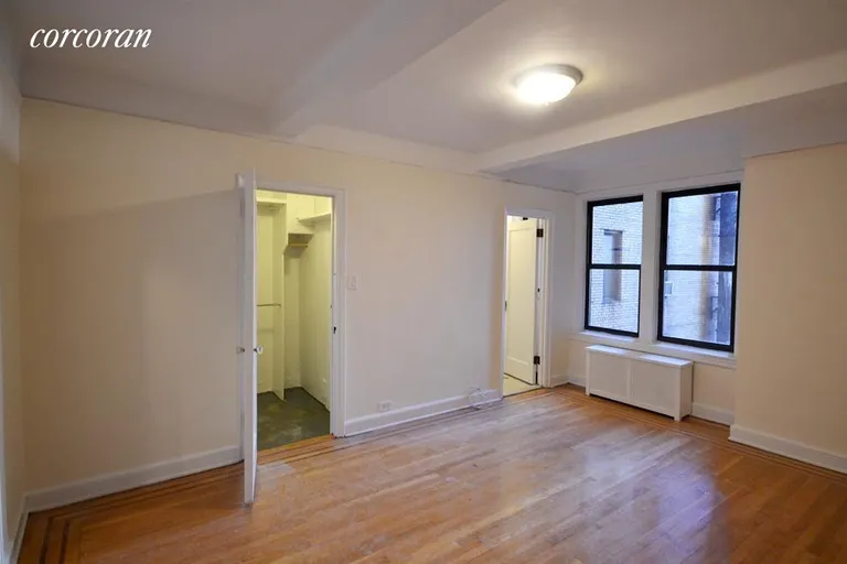 New York City Real Estate | View 201 West 77th Street, 17C | room 2 | View 3