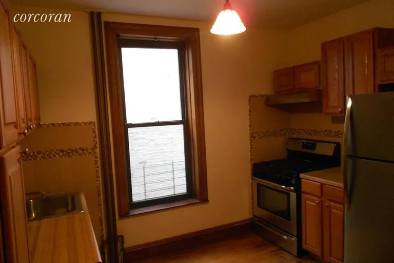 New York City Real Estate | View 543 4th Street, 4L | room 2 | View 3