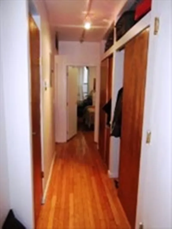 New York City Real Estate | View 162 5th Avenue, 2 | room 2 | View 3