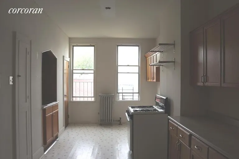 New York City Real Estate | View 147 Ainslie Street, 3R | room 1 | View 2