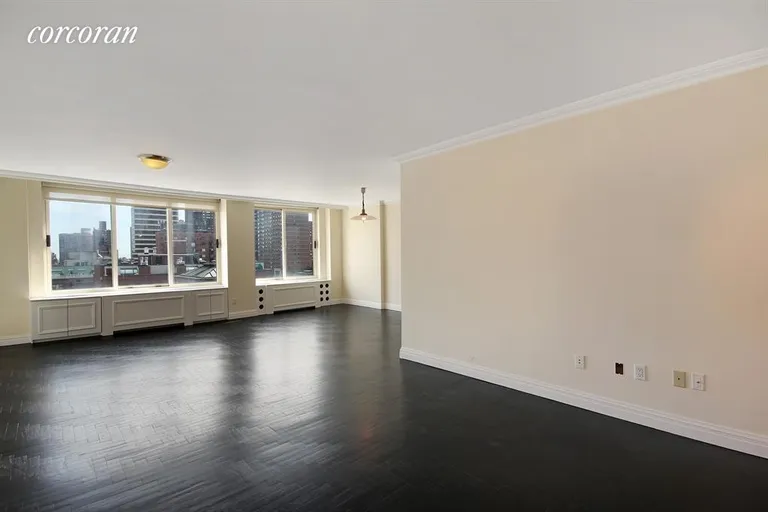 New York City Real Estate | View 170 East 87th Street, W11DE | 4 Beds, 3 Baths | View 1