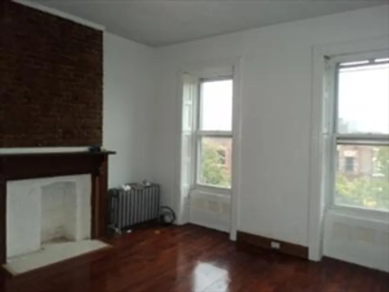 New York City Real Estate | View 660 Carroll Street, 4 | 2 Beds, 1 Bath | View 1