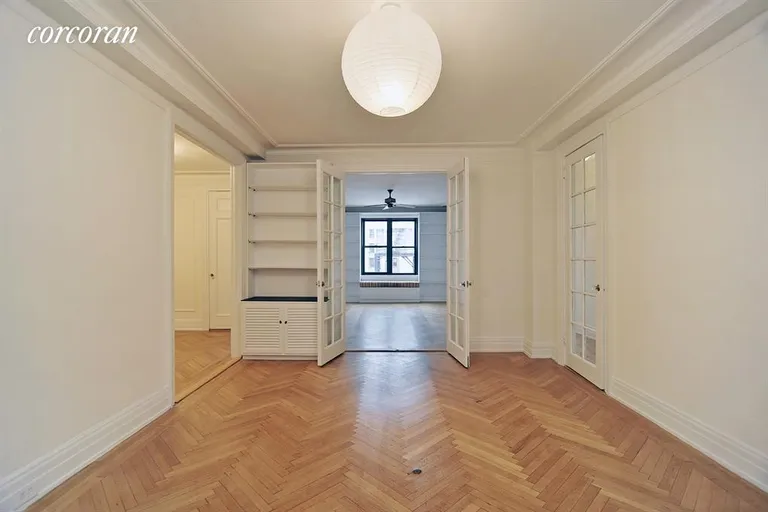 New York City Real Estate | View 905 West End Avenue, 11-4 | Dining Room | View 2