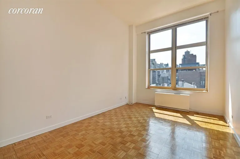 New York City Real Estate | View 120 East 87th Street, R8I | Living Room | View 2